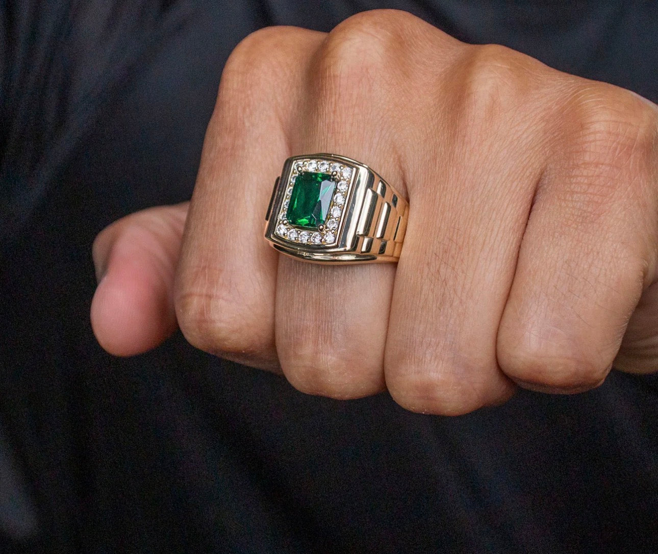Emerald Royal Signet Ring – Gold Tone